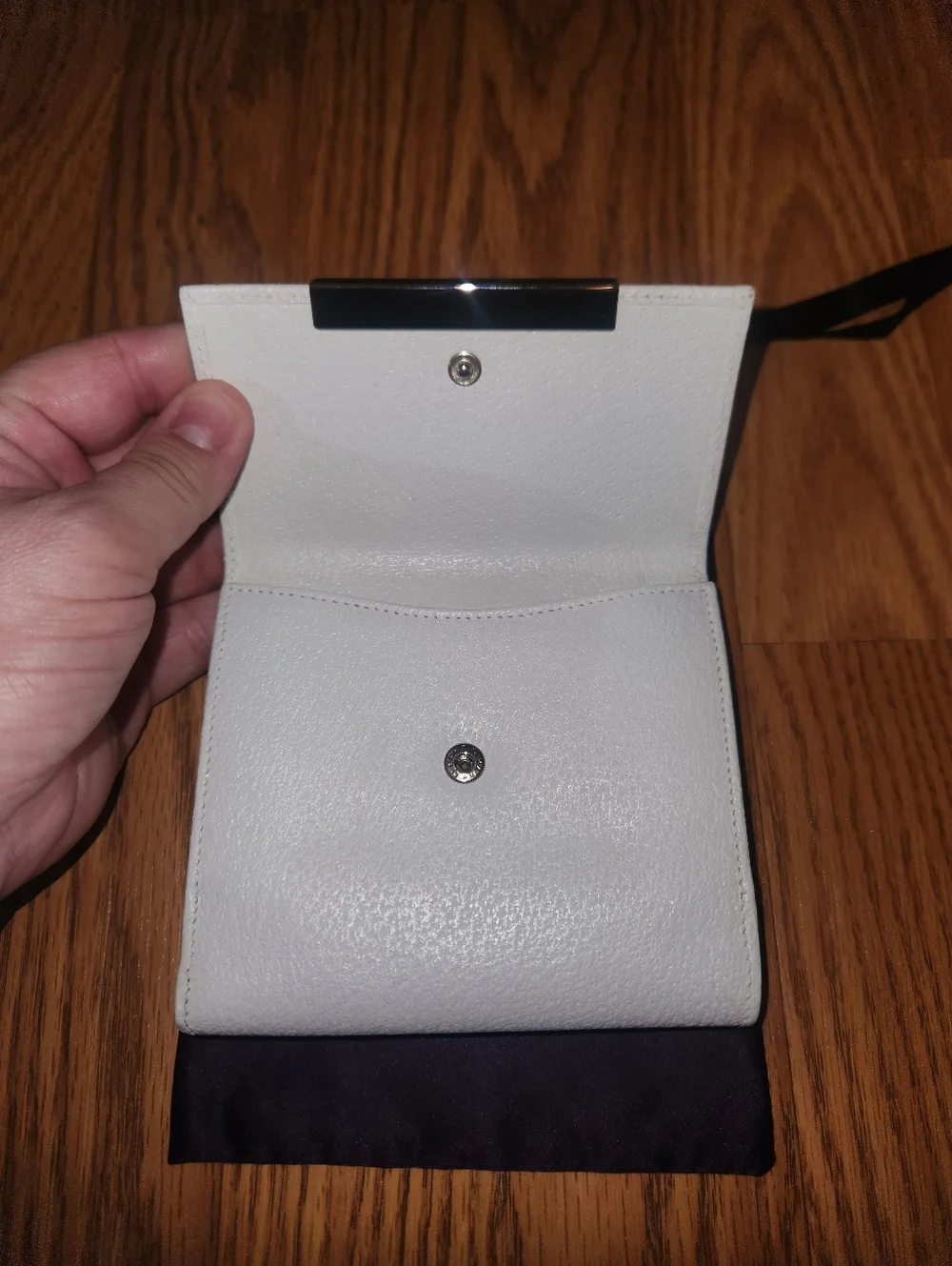 Gucci Wallet Compact White Leather Logo With Dustbag - Picture 5 of 6